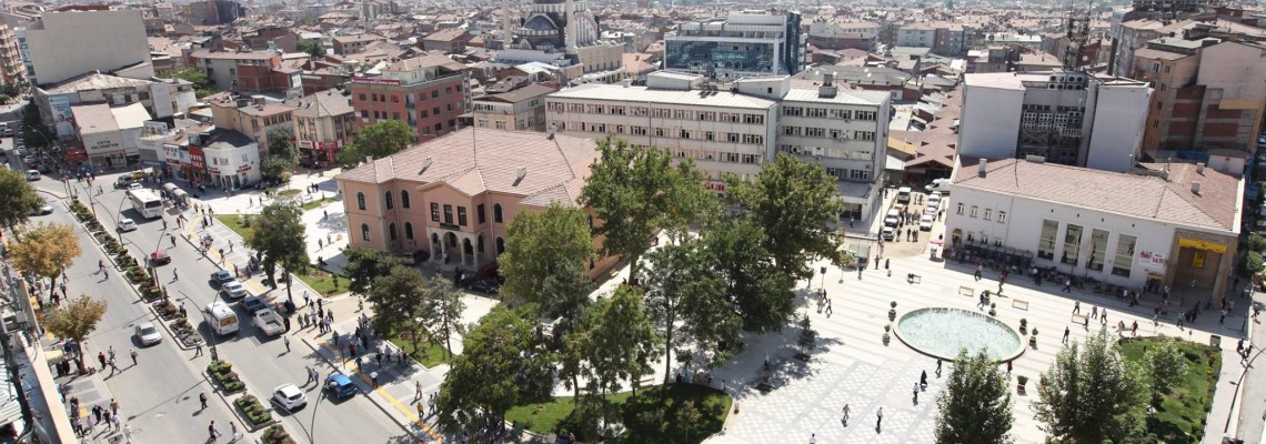 Elazığ Zeytin Filesi, Agril (Don kırağı örtüsü), Sera Örtüsü, Ebatlı Branda, Gölgelik File, ABK Siyah Taban Zirai Örtüsü, Siyah Mulch, Çilek Naylon, Mısır Silaj Örtüsü, Silaj File, Silaj Strech, Silaj Balya Ambalaj ve Baskılı - Baskısız Çuval, Bigbag