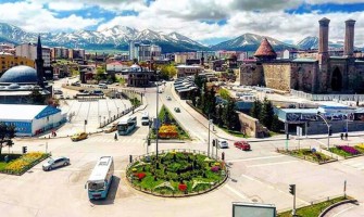 Erzurum Zeytin Filesi, Agril (Don kırağı örtüsü), Sera Örtüsü, Ebatlı Branda, Gölgelik File, ABK Siyah Taban Zirai Örtüsü, Siyah Mulch, Çilek Naylon, Mısır Silaj Örtüsü, Silaj File, Silaj Strech, Silaj Balya Ambalaj ve Baskılı - Baskısız Çuval, Bigbag